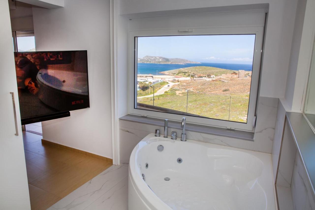 Komfort City Apartment "Elias" Mit Meerblick In Lavrio Bagian luar foto