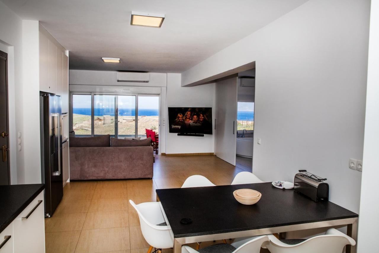 Komfort City Apartment "Elias" Mit Meerblick In Lavrio Bagian luar foto