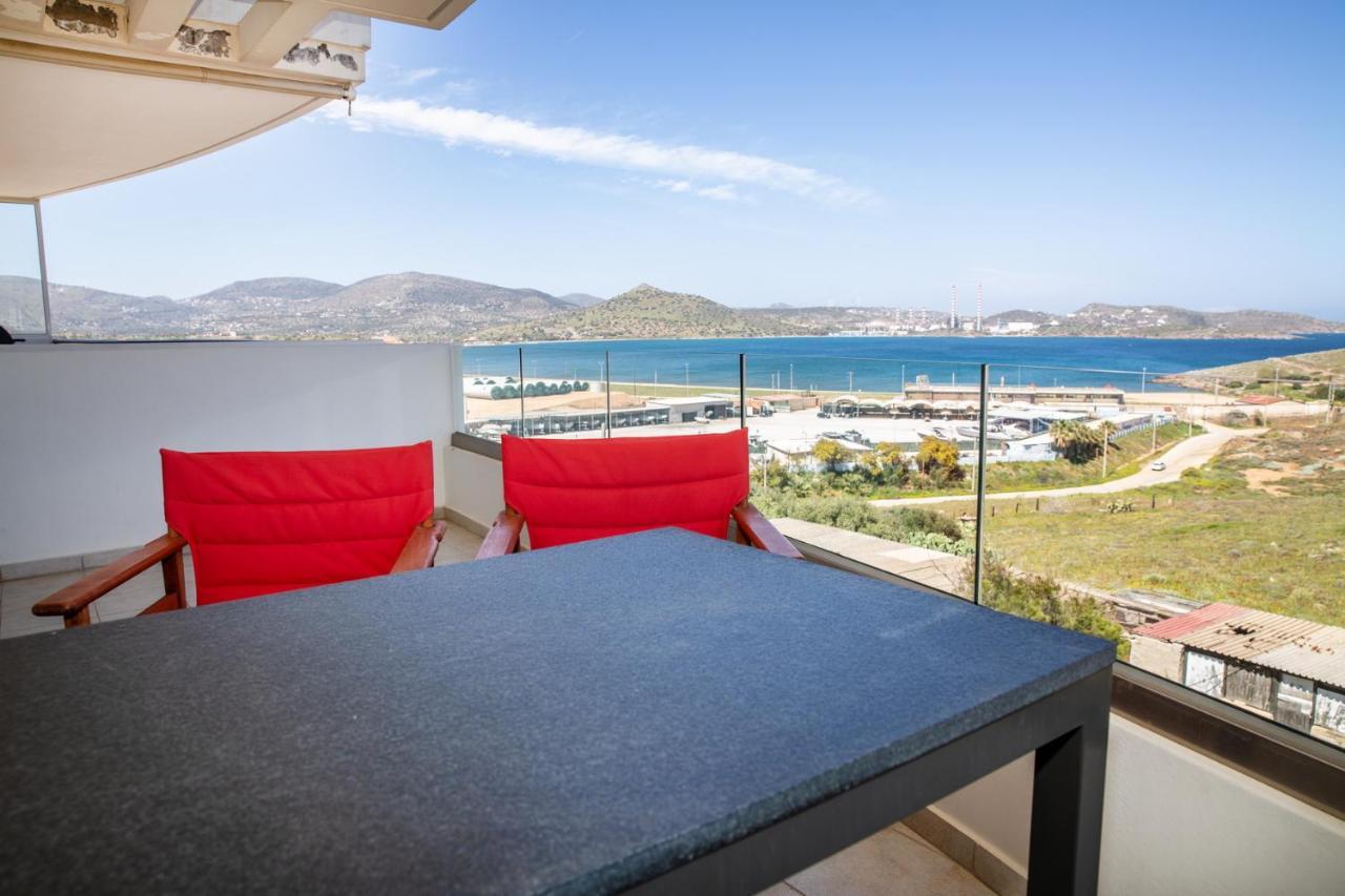 Komfort City Apartment "Elias" Mit Meerblick In Lavrio Bagian luar foto